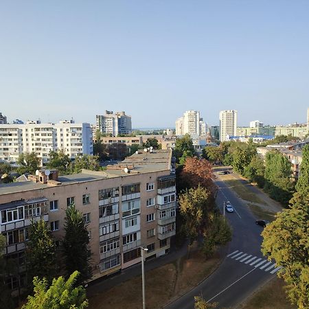 Комфортная 1-Комнатная Новопречистенская 1 Čerkasy Esterno foto