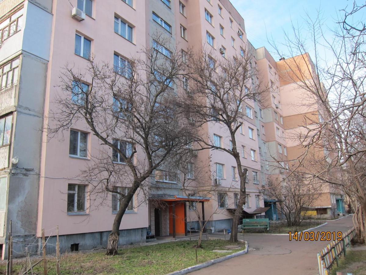 Комфортная 1-Комнатная Новопречистенская 1 Čerkasy Esterno foto
